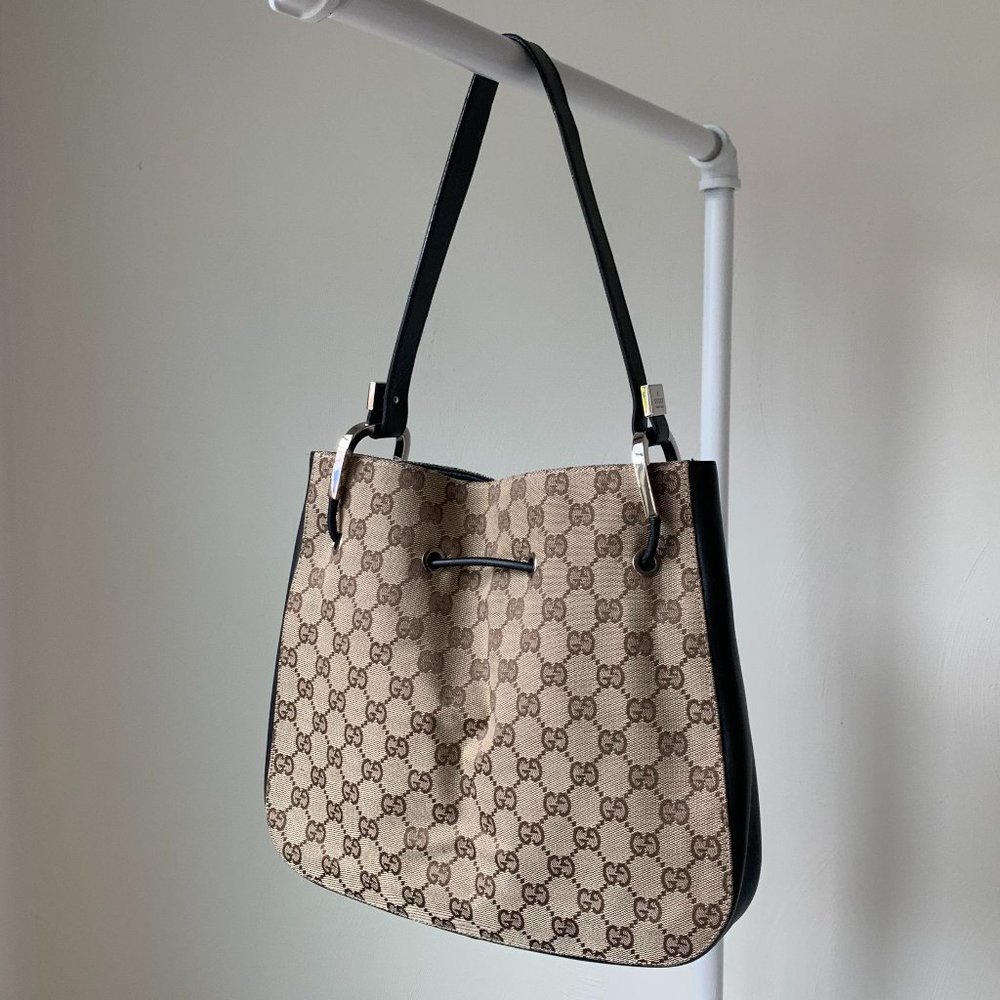 Authentic Gucci Shoulder Bag GG Logo Supreme Bag